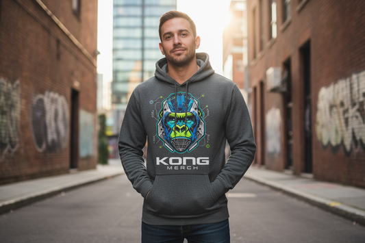 Hombre usando sudadera para hombre personalizada de Kong Merch con diseño moderno estampado al frente